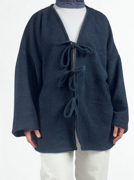 Jacke mit Bindeschleifen