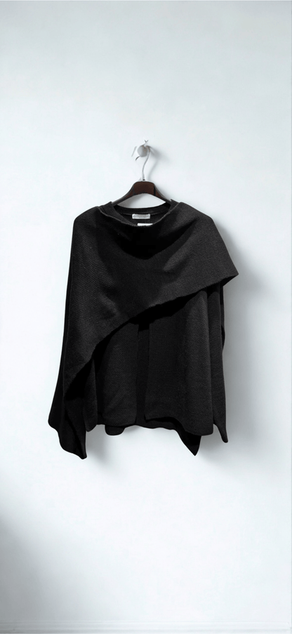 Pullover mit integriertem Schal